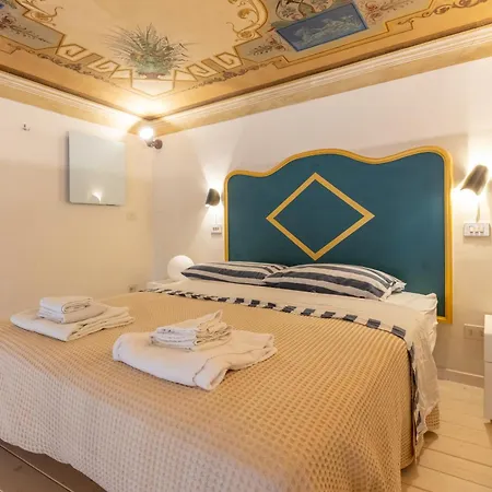 Via Banchi Di Sotto, 8 - Piazza Del Campo Apartament *